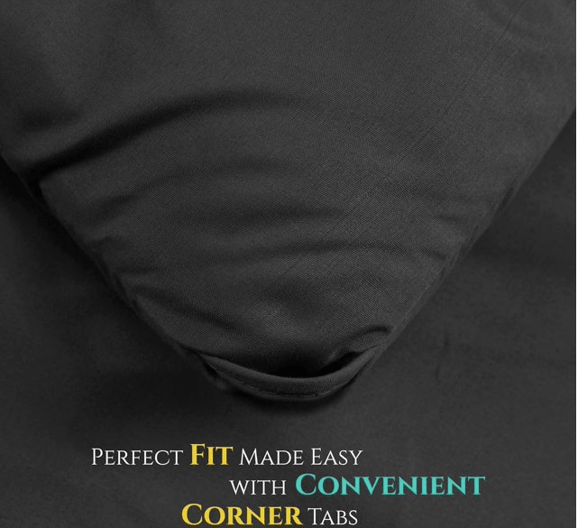 Close up view of the Utopia Bedding comforters box stitching design showoing how to keeps the microfiber filling evenly distributed for a fluffy sleep.